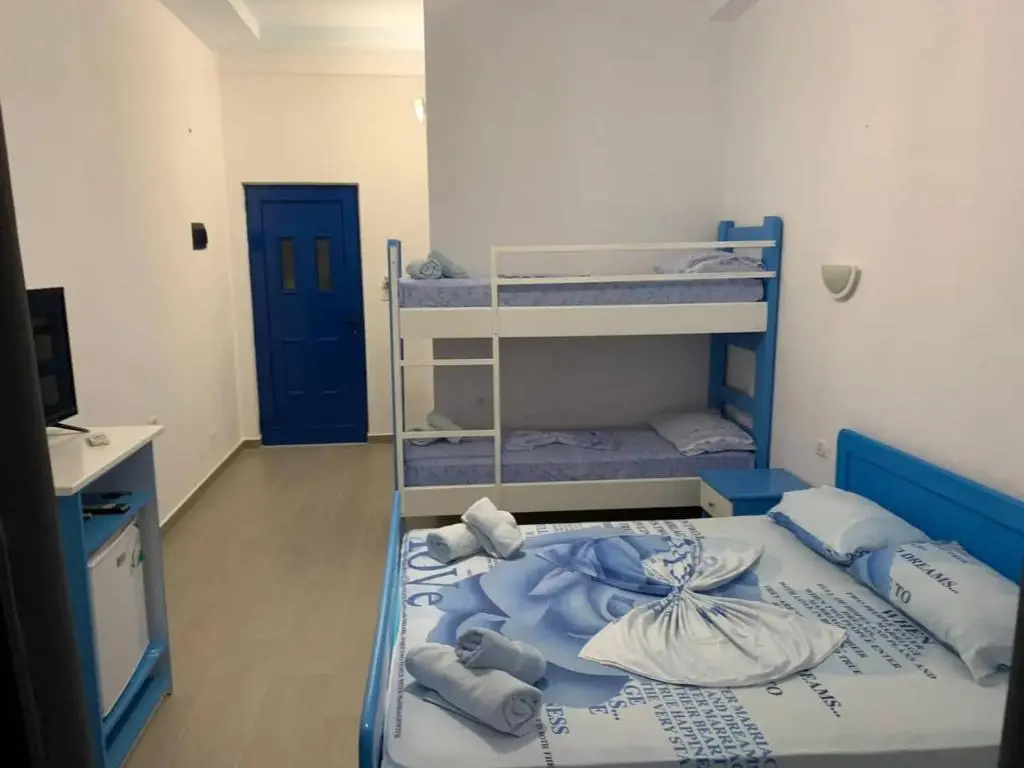 Standard Quadruple room with sea view
