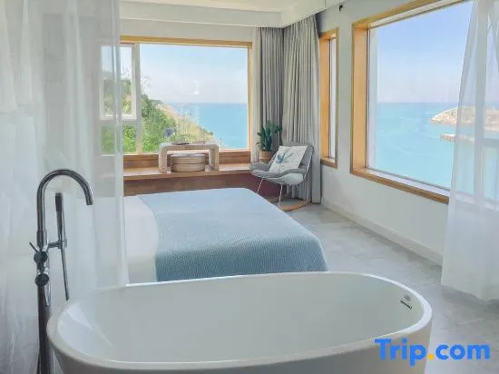 Standard Double room with sea view (full double bed)