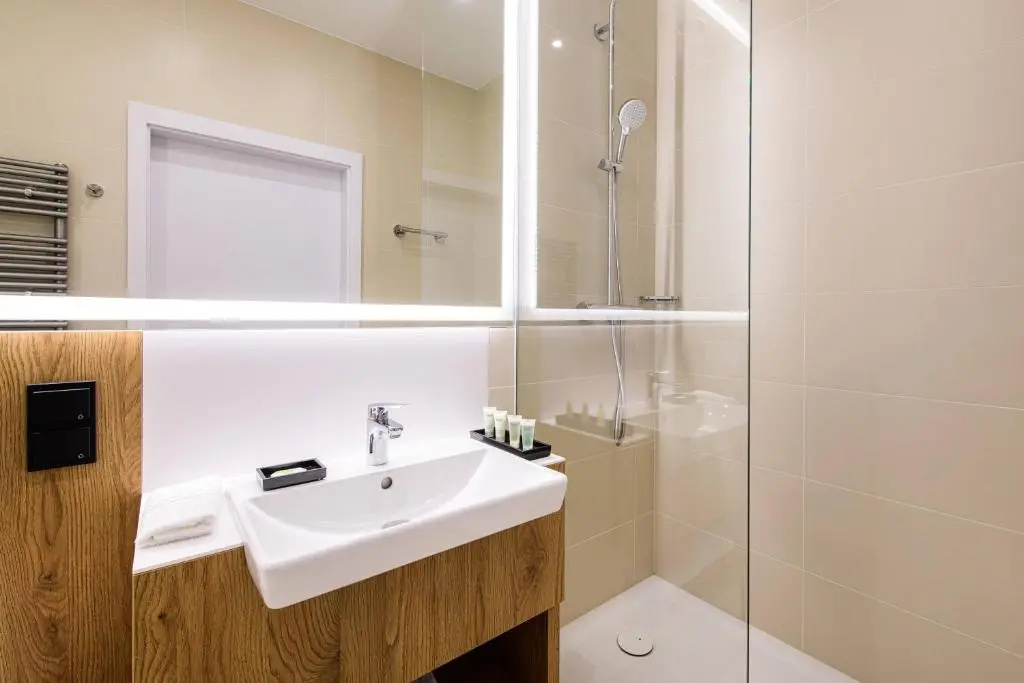 Courtyard by Marriott Warsaw Airport - Chambres