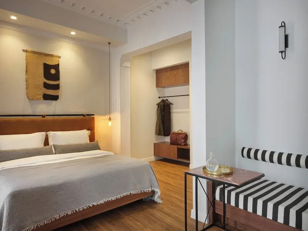 Suite with balcony