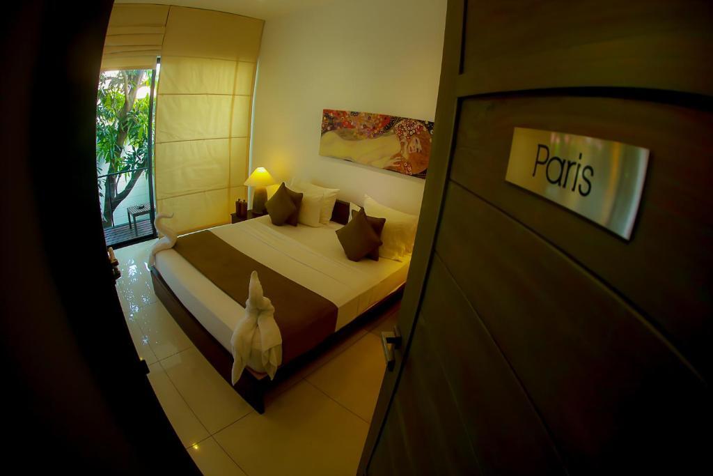 Rockwell Colombo