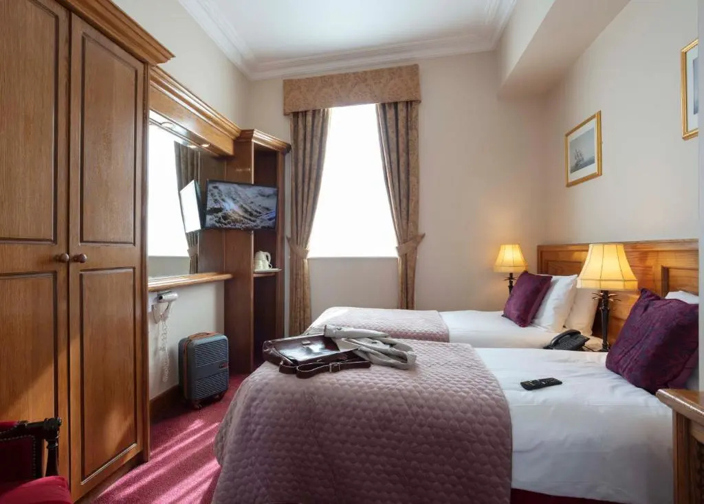 Standard Double room (full double bed)
