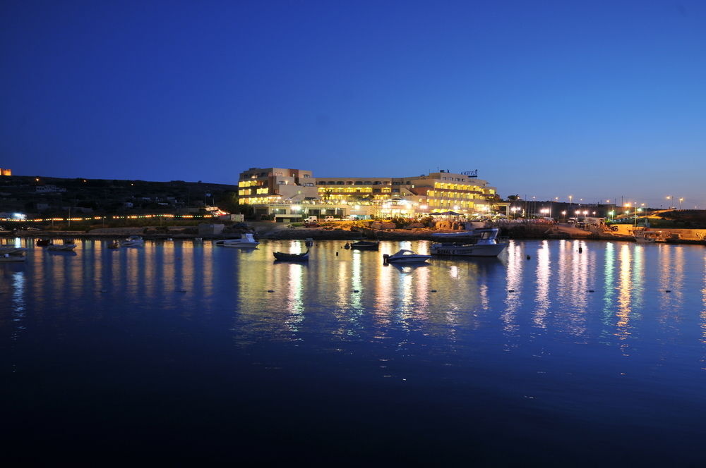 Beach & Waterfront