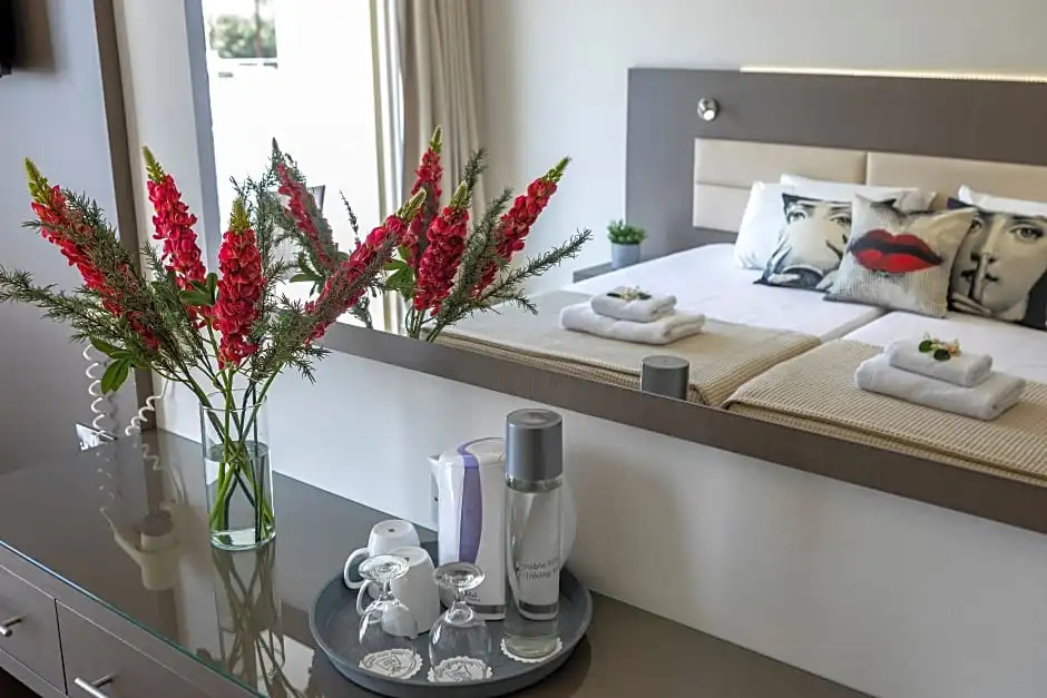 Queen's Bay Hotel - Chambres