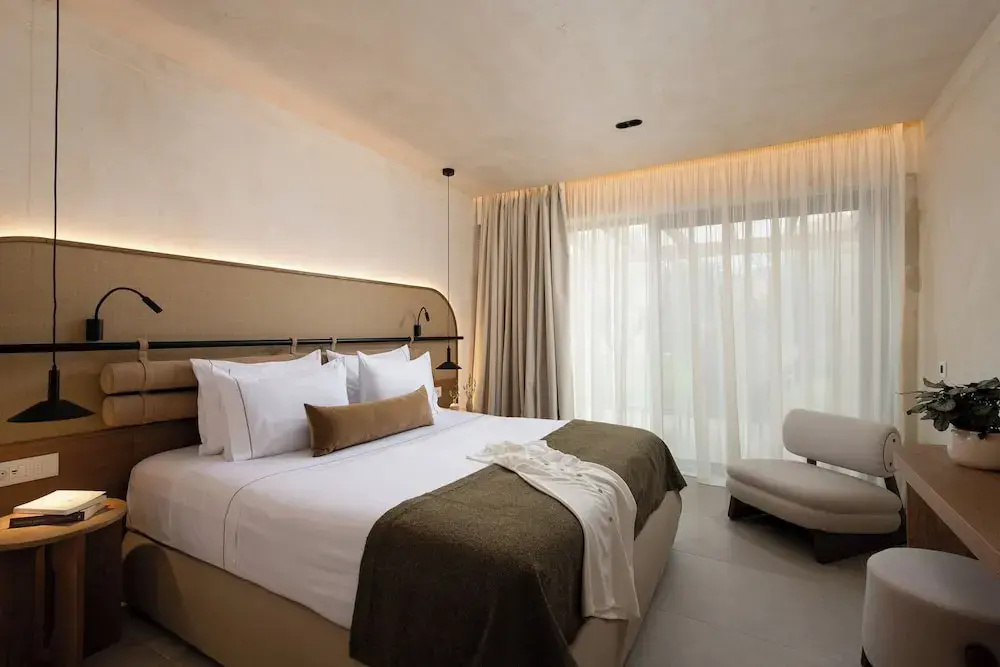 Standard room with balcony