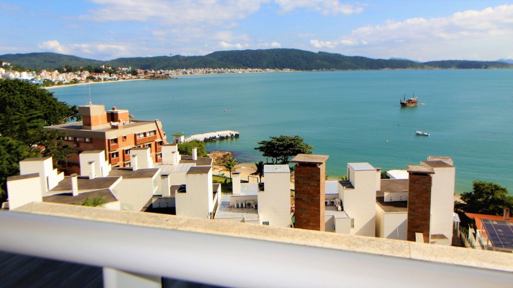 Beach & Waterfront