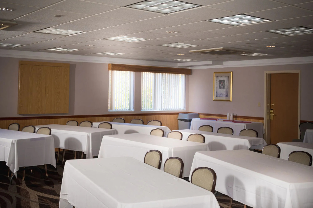 Best Western Plus Executive Court Inn & Conference Center - Général
