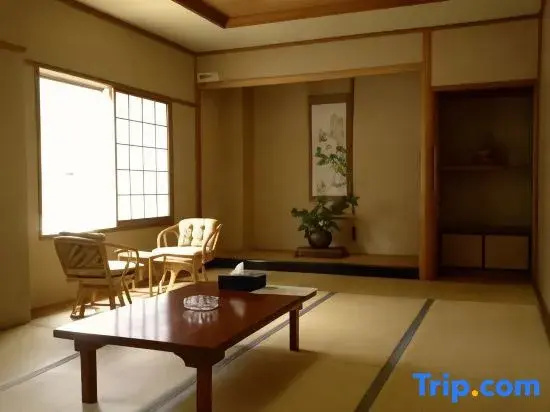 Standard room with mountain view