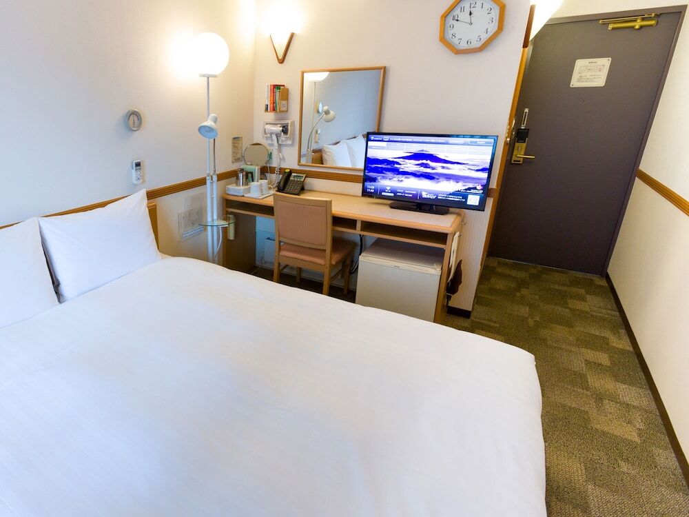 Номер Standard в Toyoko Inn Okinawa Naha Omoromachi Ekimae