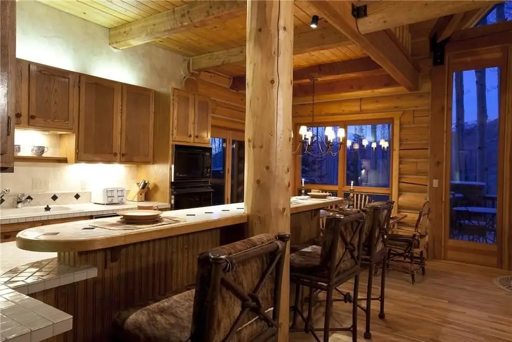 Snowdrift Cabin - Général