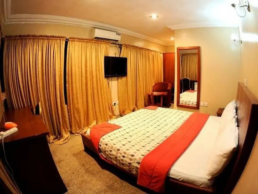 Royal room