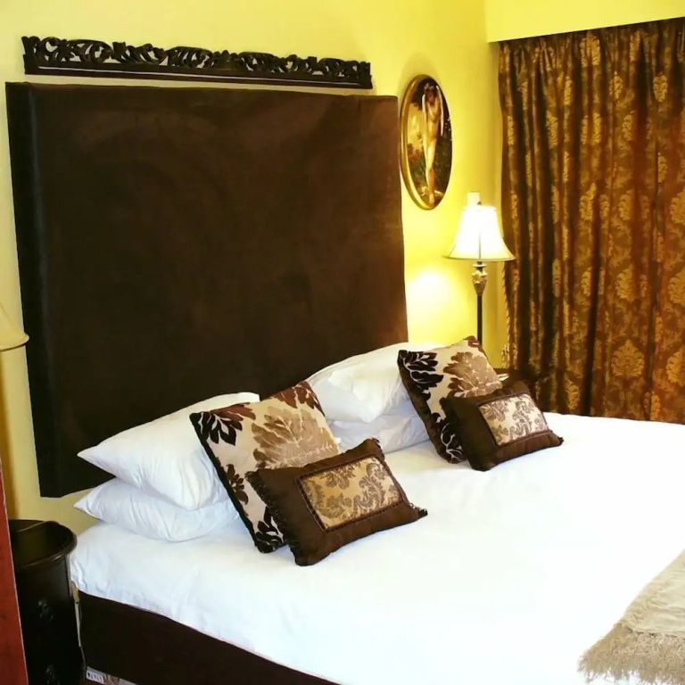 Comfort room