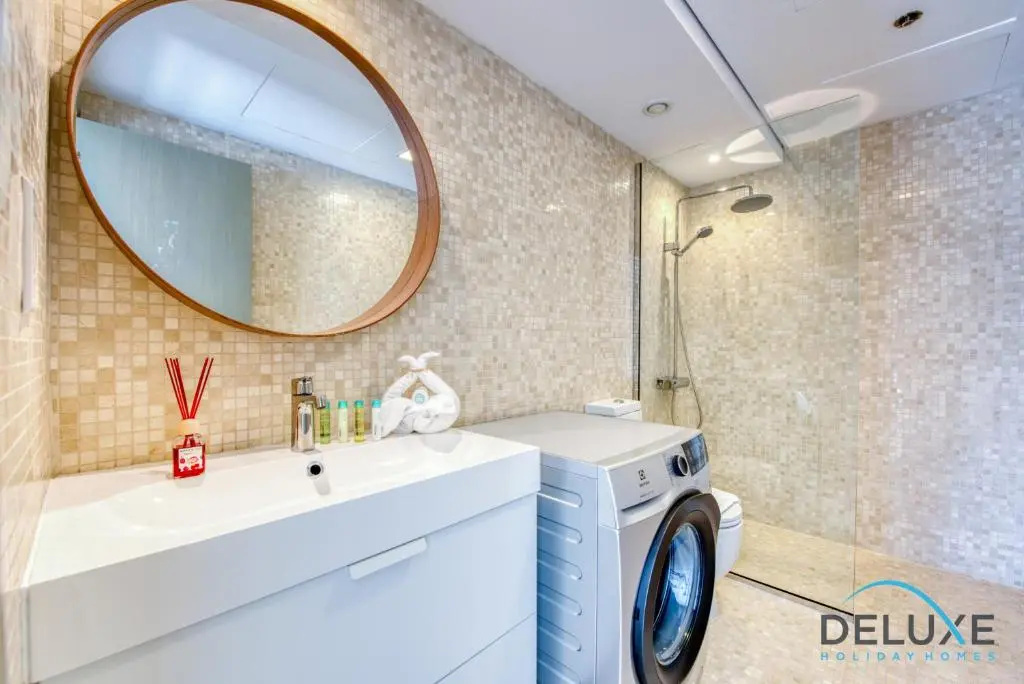 One Bedroom Apartment in The Lofts Central, Downtown by Deluxe Holiday Homes - Chambres