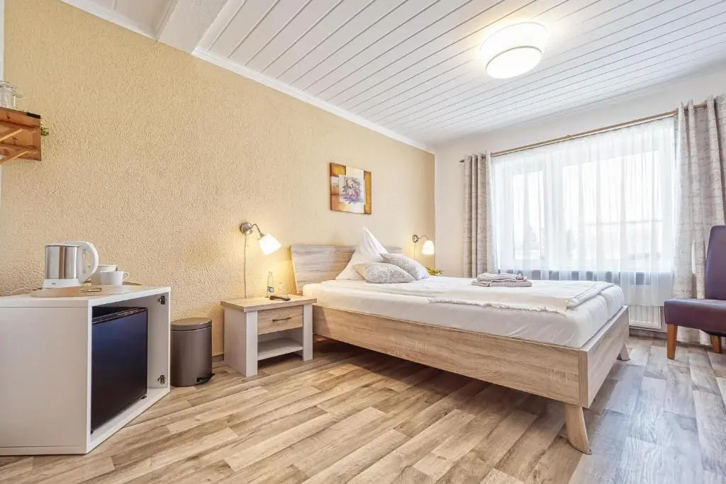 Pension Linde Prerow - Chambres