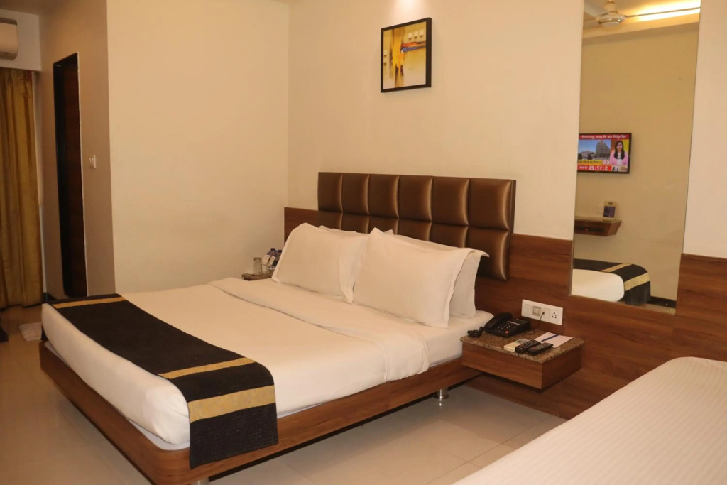 Hotel photo 12