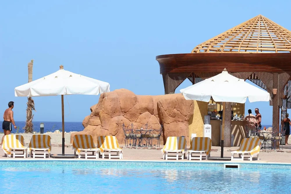 Red Sea Taj Mahal Resort & Aqua Park - фото 11