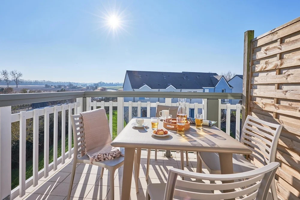 Afficher la photo 7 — Normandy Coastal Apartment for 5