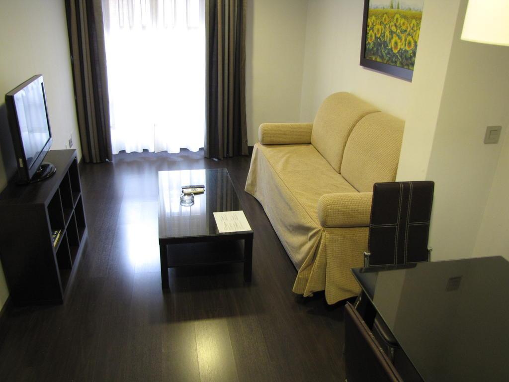Aparthotel Catedral by null