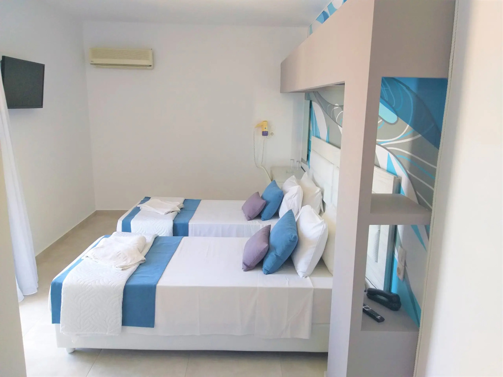 Superior Double room (full double bed)
