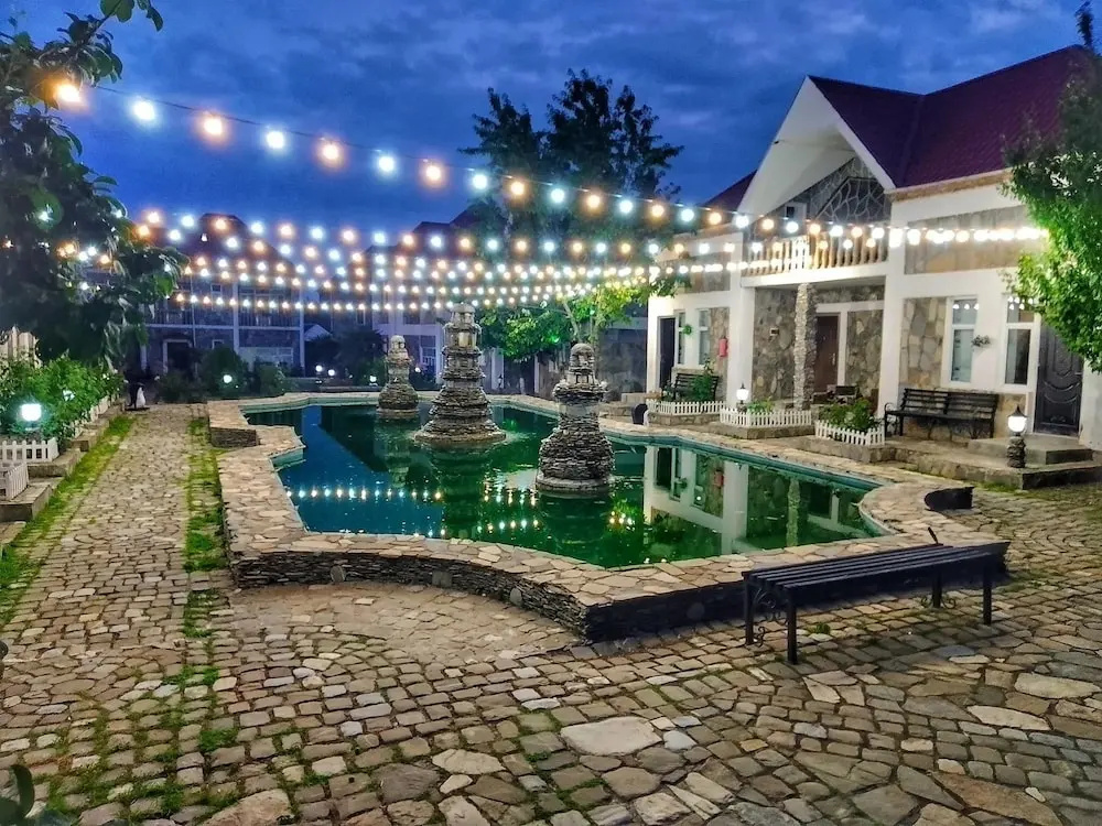 F Garden Hotel