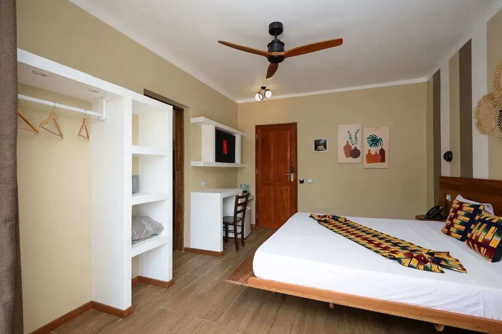 Deluxe Double room with balcony and with sea view (full double bed)