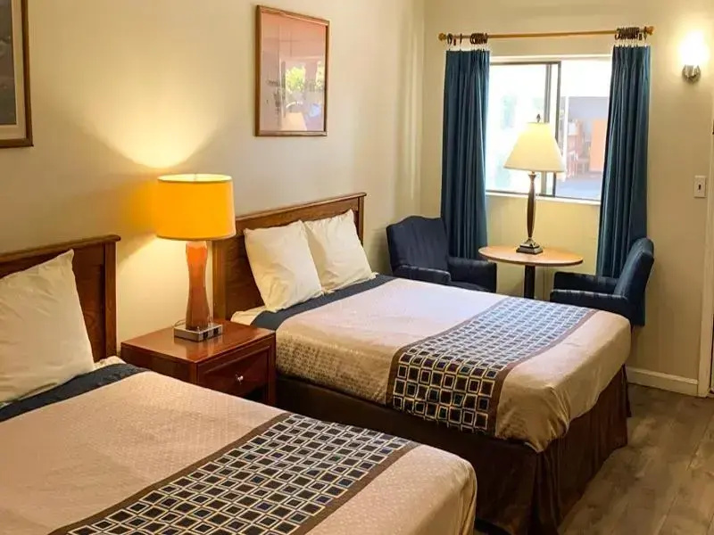 Standard Sextuple room