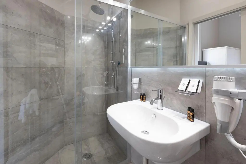 Deluxe Junior Suite