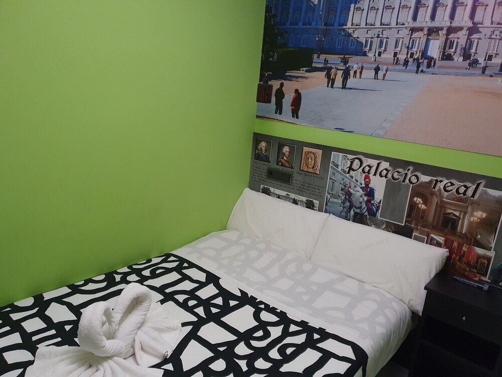 JC Rooms Puerta del Sol by null