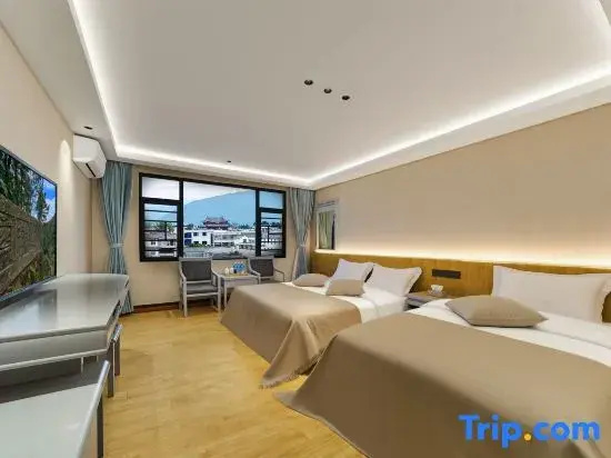 Standard Family room with view