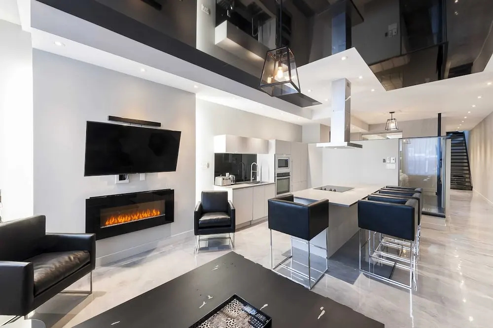 2 Bedrooms Suite with balcony