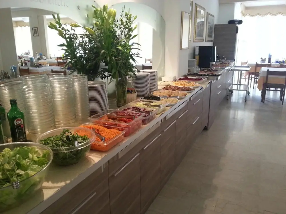Hotel photo 12