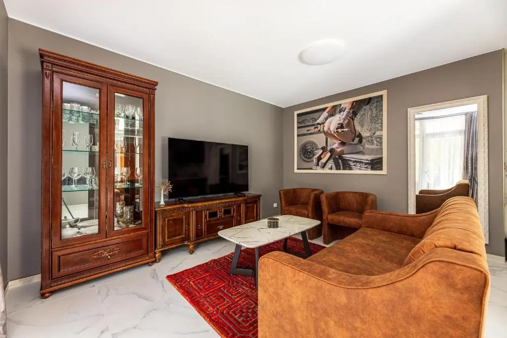 Superior Apartment