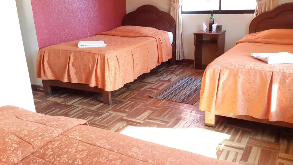 Standard Triple room