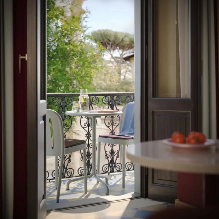 Standard room with balcony