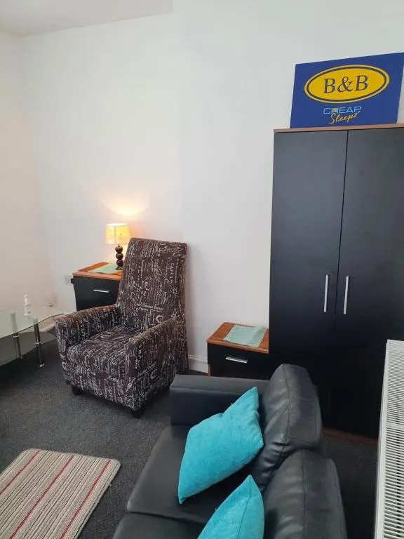 Furnished apartment for 12 guests