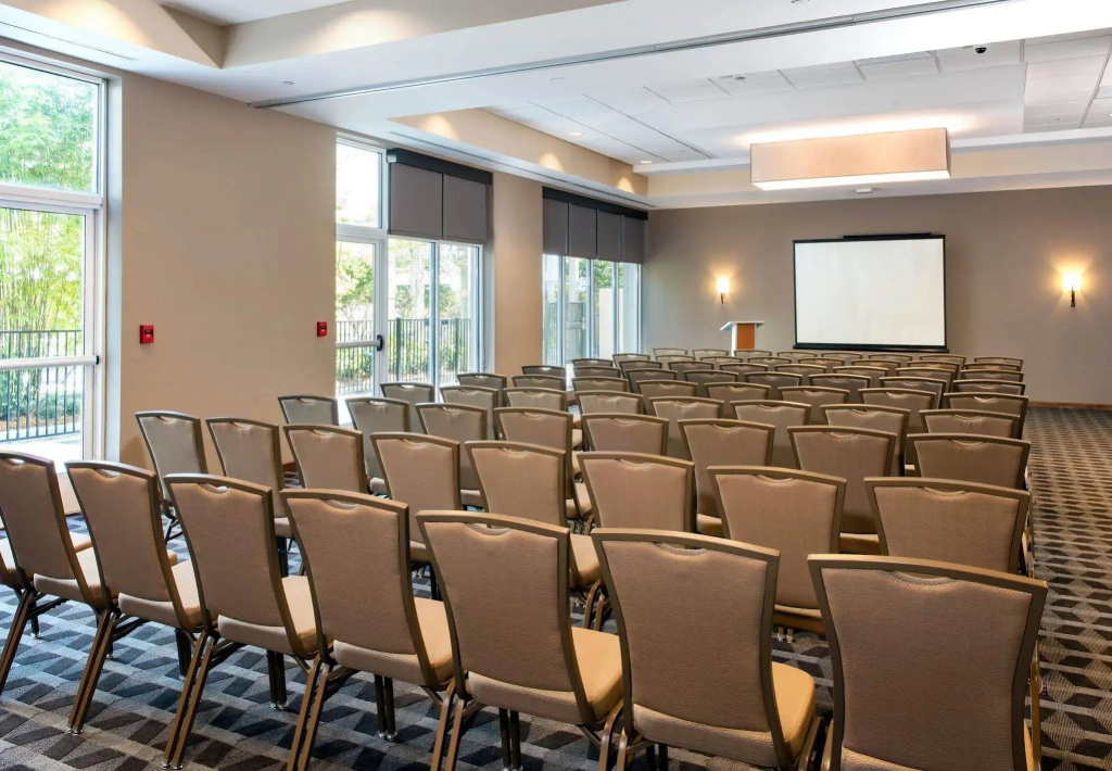 TownePlace Suites Orlando at FLAMINGO CROSSINGS® Town Center/Western Entrance - Général