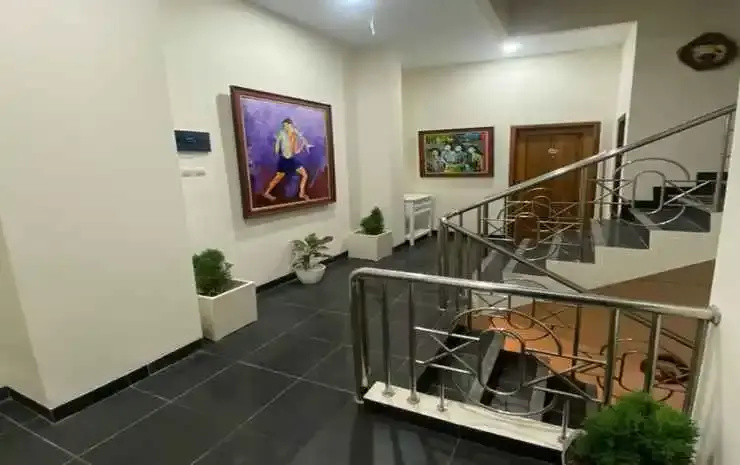 The Cabin Hotel Mantrijeron