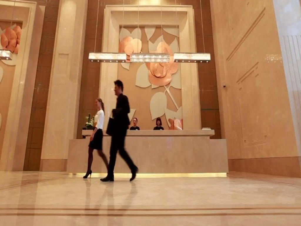 Hotel Plaza Carnival Qingdao - фото 22