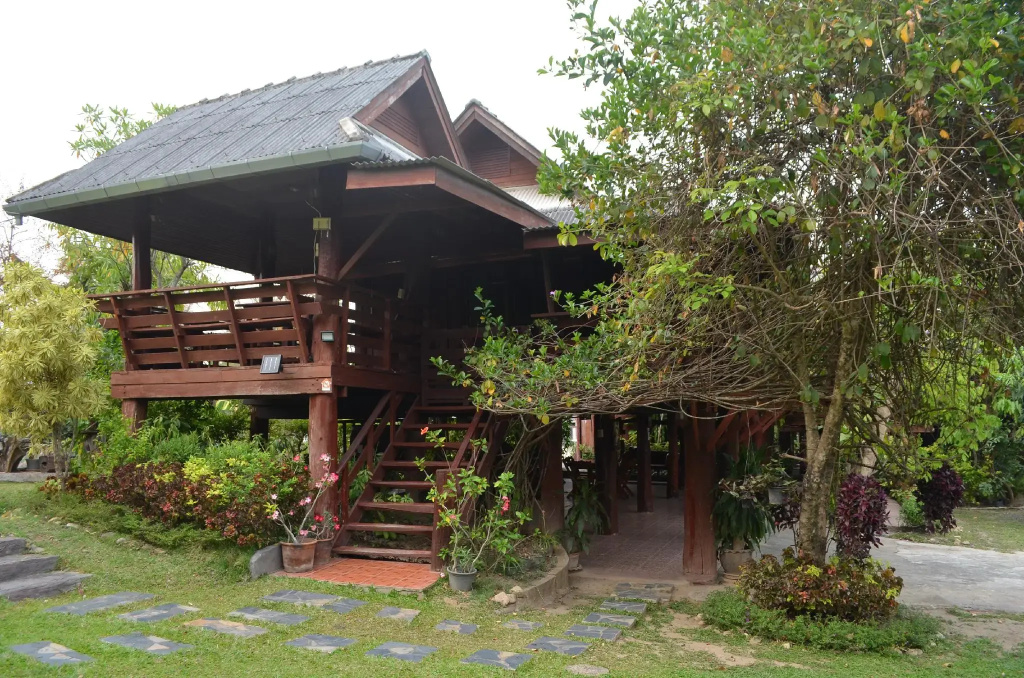 Baan Suan Reuan Fun
