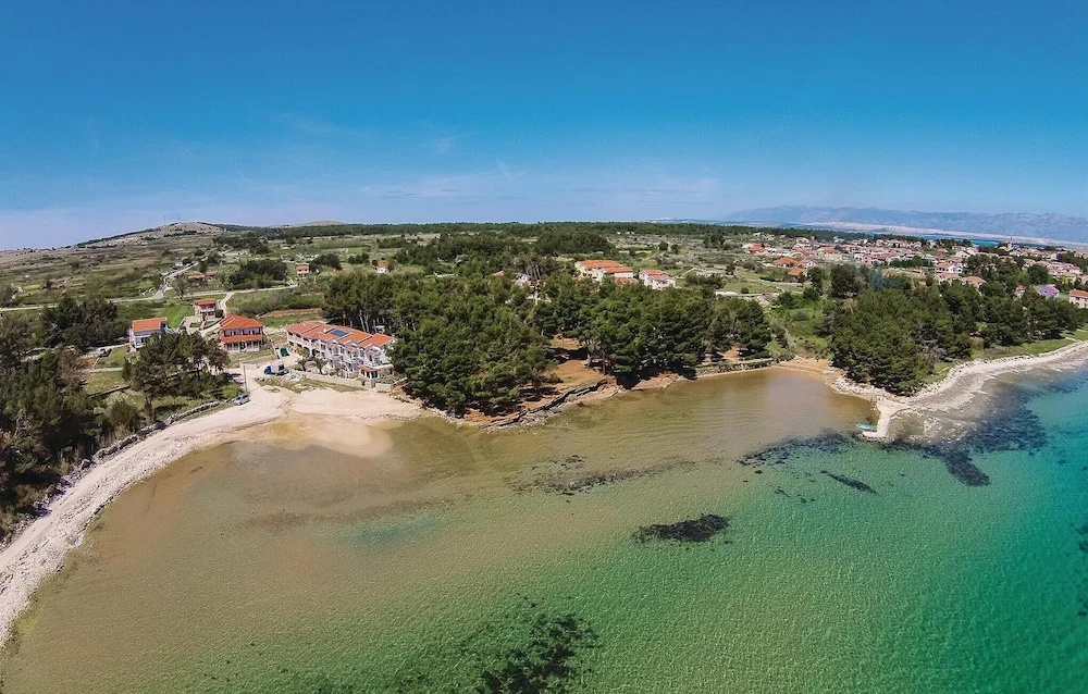 Stunning Home in Vir With Wifi and 2 Bedrooms