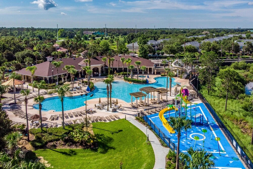 3 Mi to Disney: Family-friendly Home!