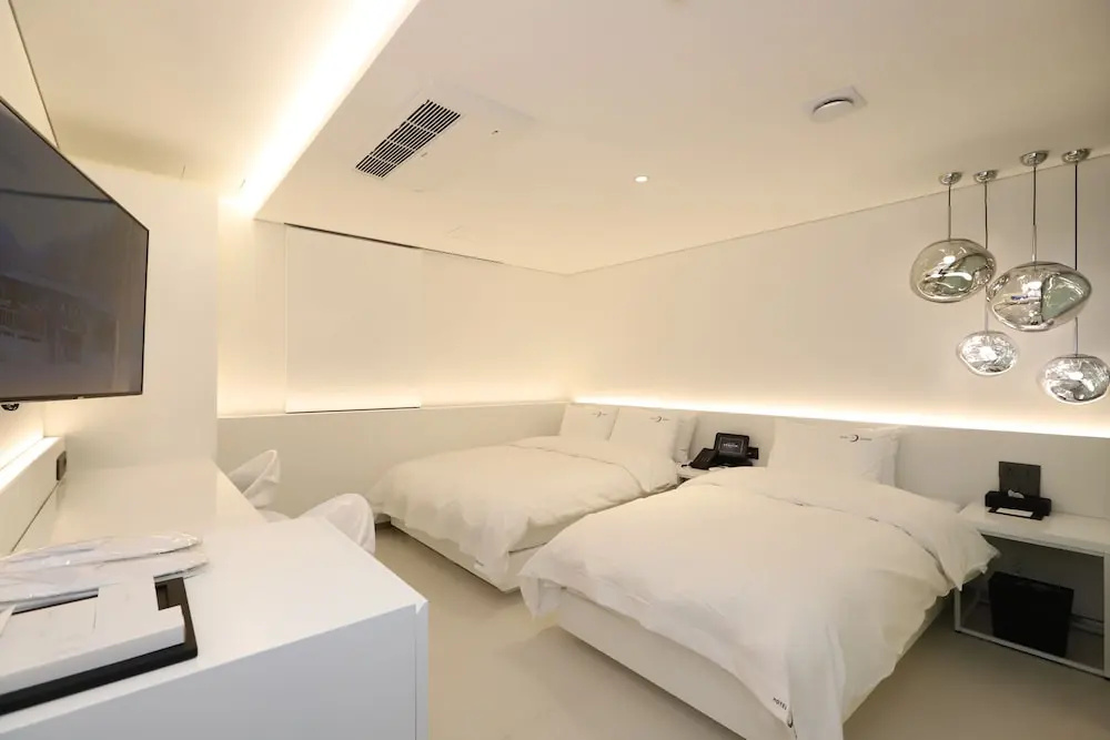 Standard Double room (twin beds)