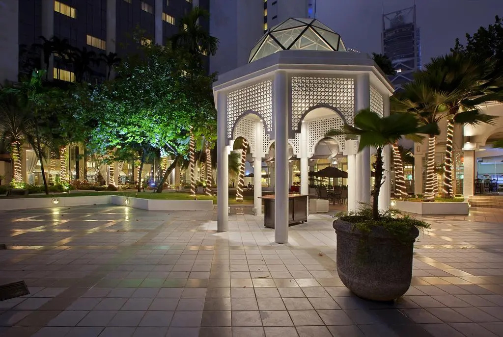 Hotel Istana Kuala Lumpur City Centre - фото 25