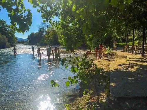 Beach & Waterfront
