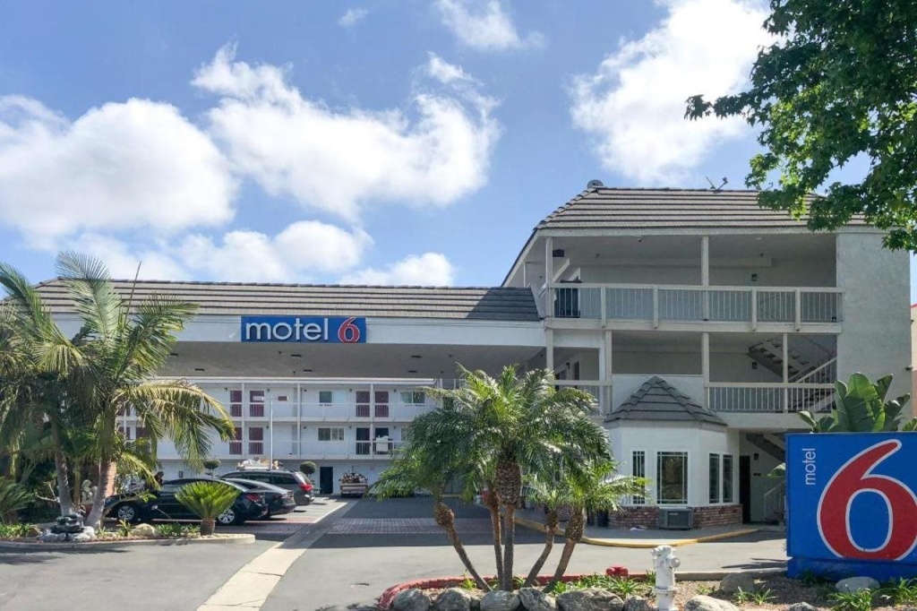 Motel 6 Fountain Valley, CA - Huntington Beach Area