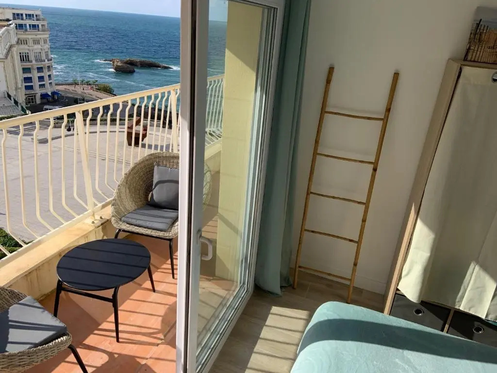 Voir la photo 3 — Hyper Centre, Vue Mer ,Appartement Neuf, 6 Adultes