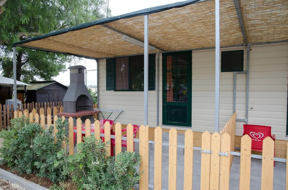Double Cottage
