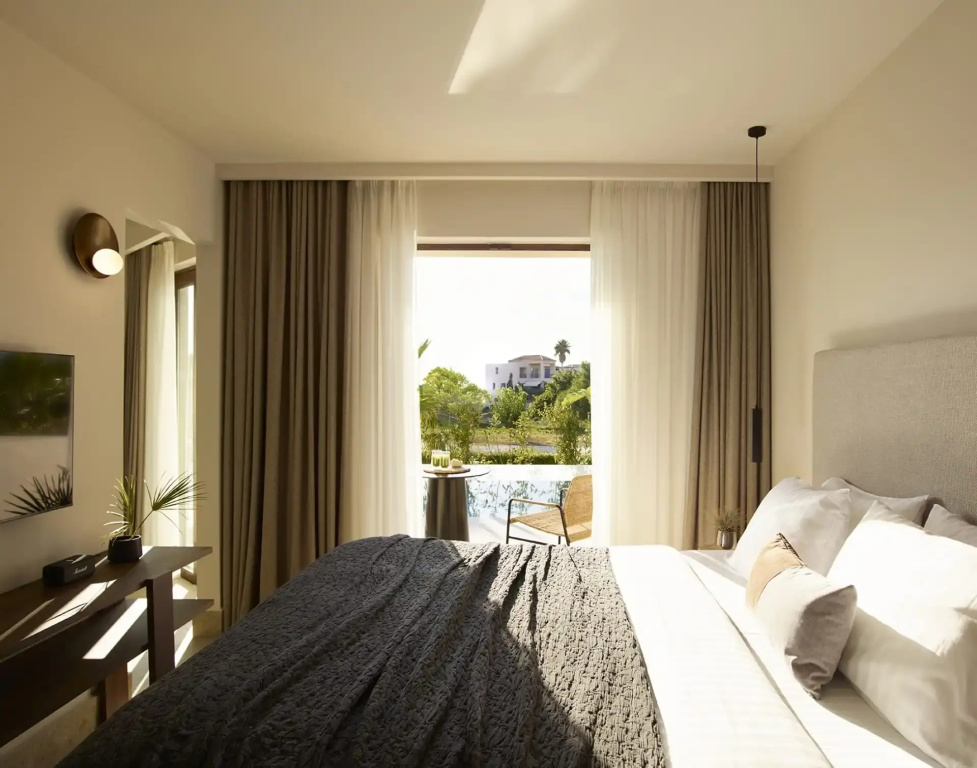 1 Bedroom Premium Suite