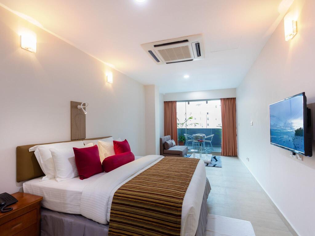 Novina Hotel by null