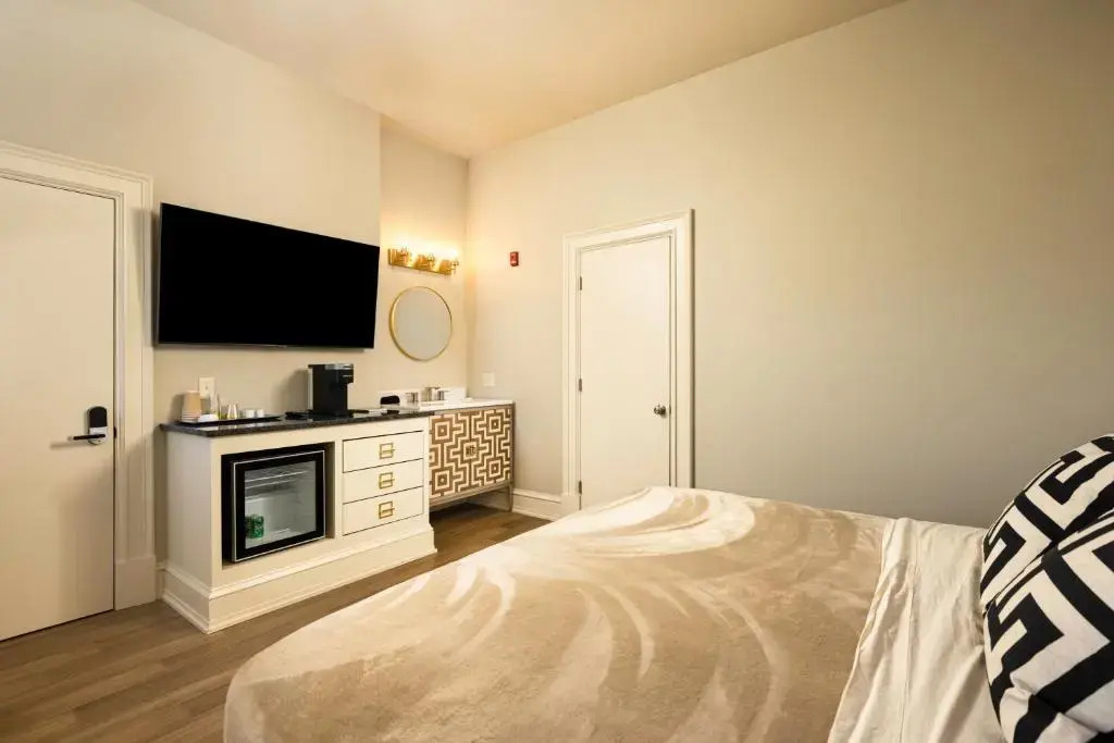 The Edward Hotel — фото 5